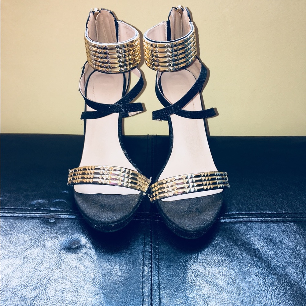Size 8 1/2 High Heels